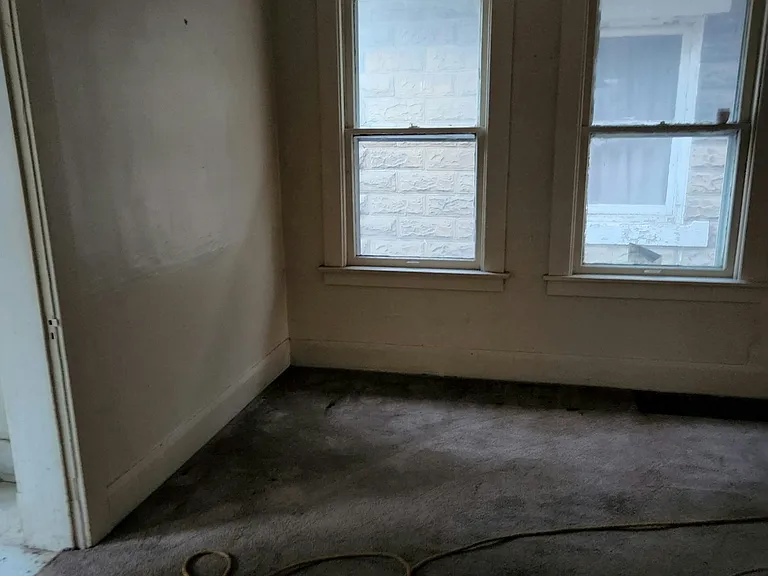 2453 Caledonia St — Photo 6