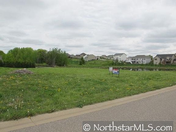2nd image of 1127 Willow Creek Dr SE