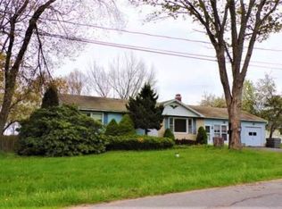 10 Richard Ave, Pennellville, NY 13132