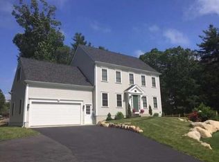 102 Wampum St, Weymouth, MA 02190