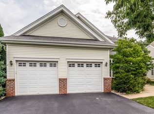 19 Missy Ln, Monroe Township, NJ 08831