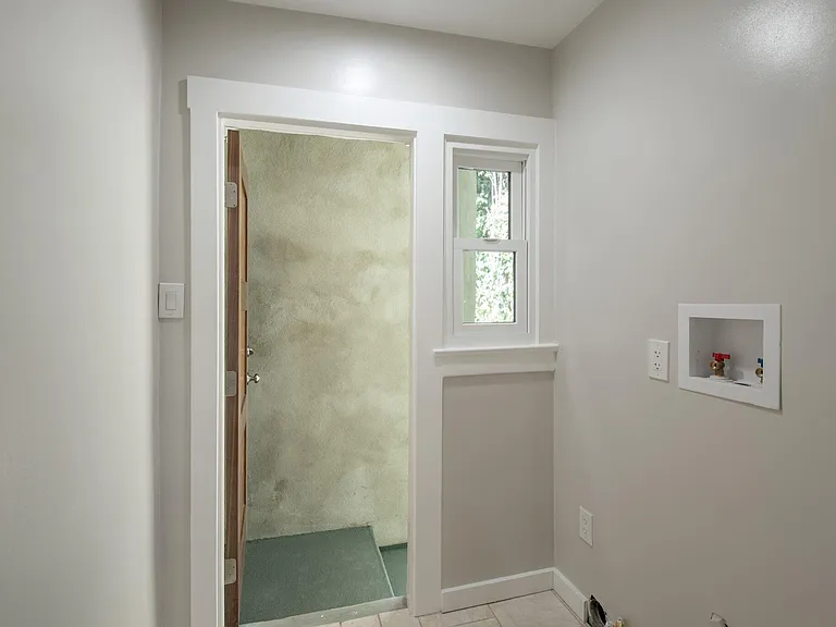 10624 Bloomfield St — Photo 10