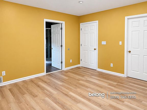 2nd image of 9 Clearbrook Ln