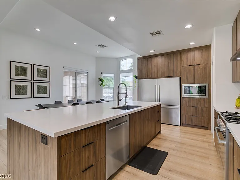 7210 Shallowford Ave — Photo 26