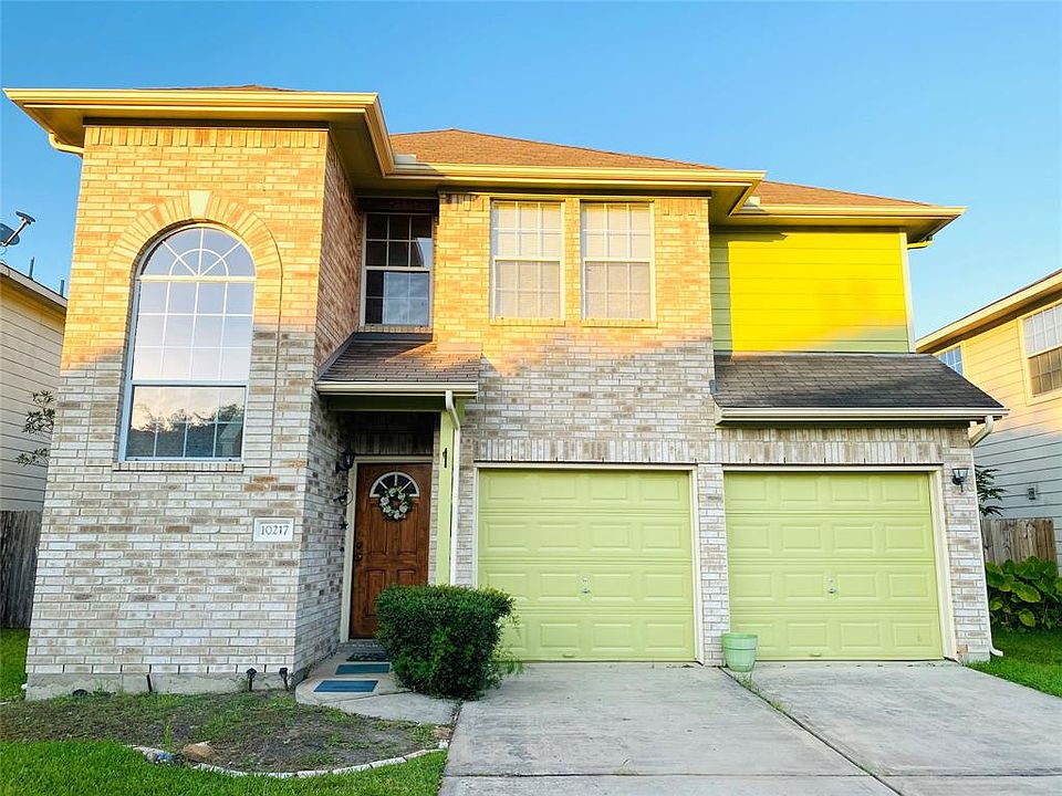 1st image of 10217 Las Terrazas Dr