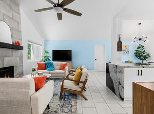 1110 E Vista Chino, Palm Springs, CA 92262