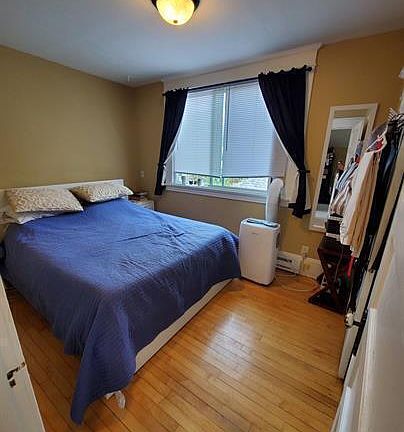 2nd image of 1498 Iglehart Ave #2