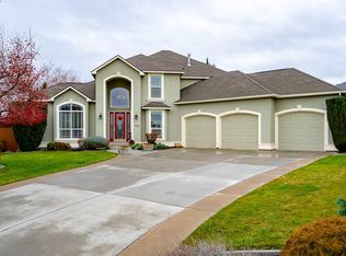 1433 Chardonnay Dr, Richland, WA 99352