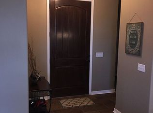 1127 N Gretchen St, Nixa, MO 65714