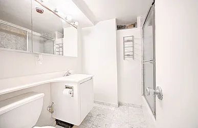 Rented by Urbane Brokerage