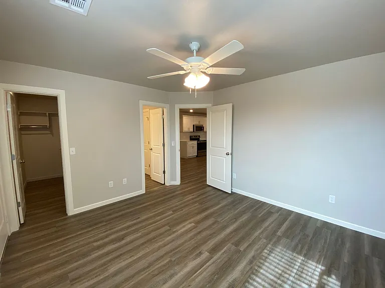 12010 Rhya Ln — Photo 14