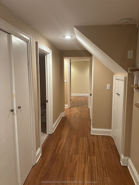 Toronto House for rent - 5 Bedrooms — photo 9