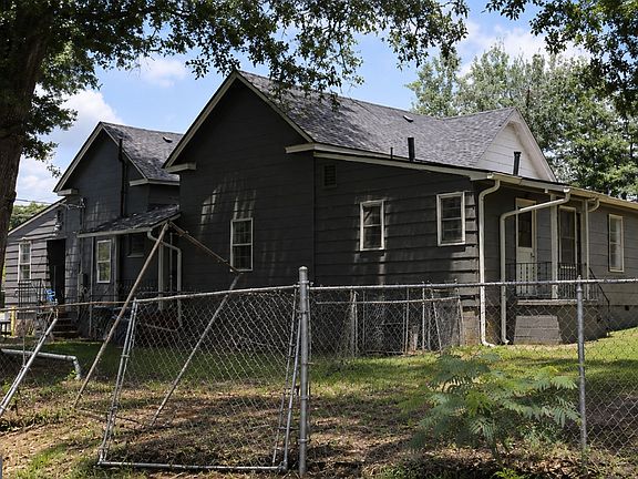 3rd image of 1360 Ellis Rd