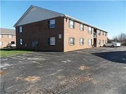 3885 Northeast Dr #E — Photo 2