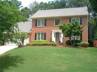 2760 Abbottswell Dr, Johns Creek, GA 30022
