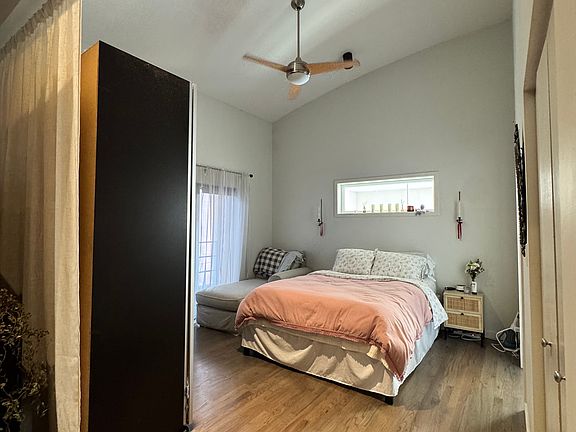 4th image of 2519 N California Ave Unit 2F