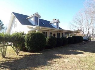 241 Log Barn Rd, Pittsboro, NC 27312