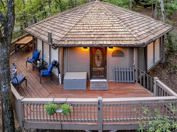 150 Treetopper Cir, Jasper, GA 30143