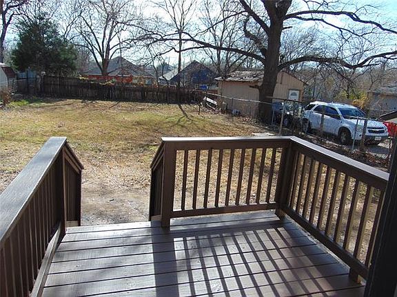 5th image of 1322 E Kiest Blvd