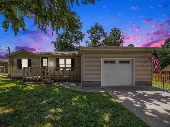 3707 NE 82nd Ter, Kansas City, MO 64119