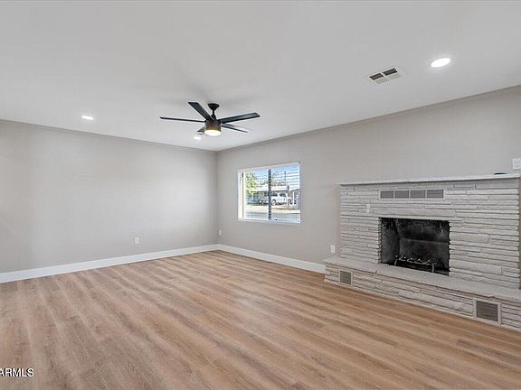 5th image of 9054 E CRESCENT Avenue