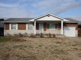 109 Joan Dr, Hartford, IL 62048