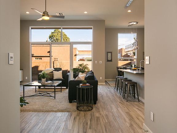 5th image of 3008 Calle Obispo NW
