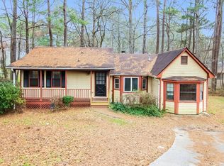 1038 River Bend Ct, Riverdale, GA 30296