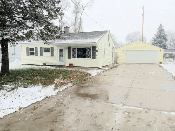 1017 Shumway Ave, Portage, MI 49002