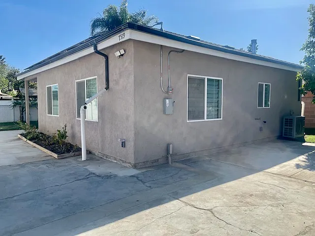 7519 Amigo Ave — Photo 3