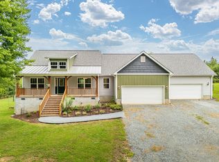 387 Hanks Chapel Rd, Pittsboro, NC 27312