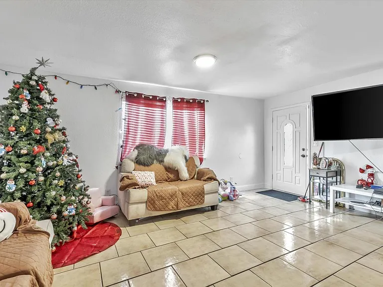 8102 Kiltie Way #8102 — Photo 3