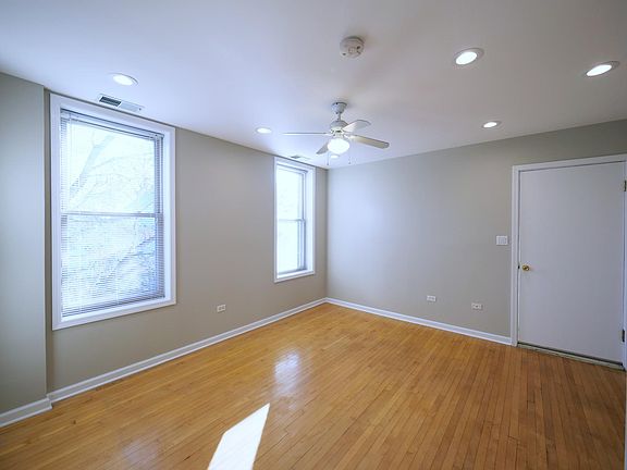3rd image of 3156 N Central Park Ave #2R