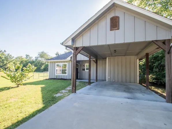 927 Longino St, Sulphur Springs, TX 75482