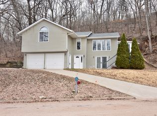 409 Wade Dr, Holmen, WI 54636