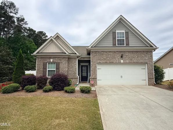 1401 Abercorn Ln, Sanford, NC 27330