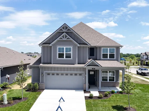 209 Greyhound Ave, Danville, IN 46122