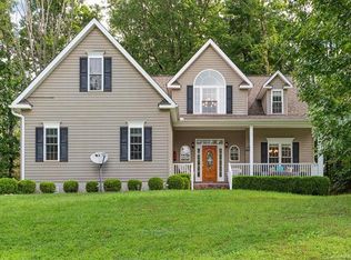 32 Lockes Ln, Candler, NC 28715