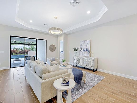 4th image of 17369 Caravita LN