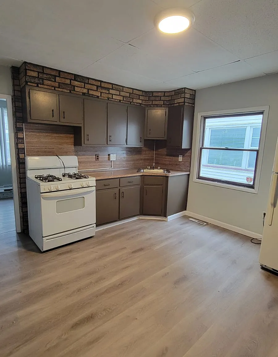 302 Lehigh St — Photo 1