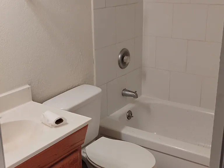 1126 W Heather Dr — Photo 6