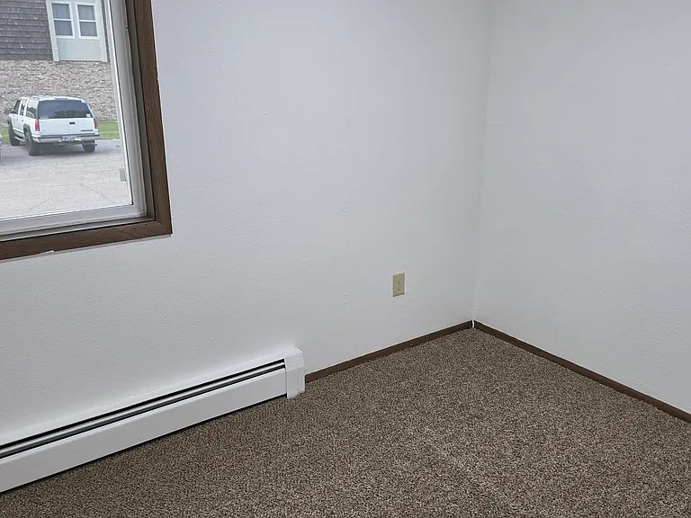 618 Heritage Dr #12 — Photo 7