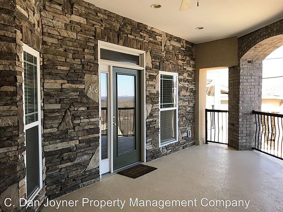 3rd image of 308 Rocky Top Dr