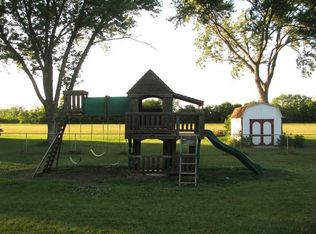 10610 Schiller Rd, Medway, OH 45341