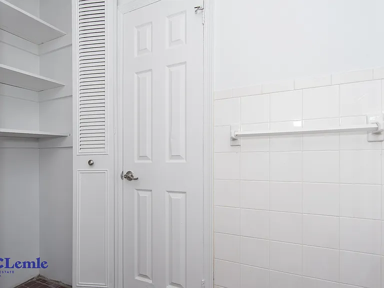1592 2nd Ave #5F — Photo 12