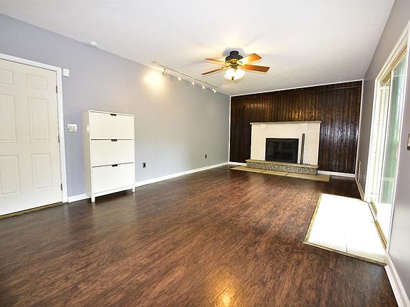 5th image of 5004 Catalina Ct