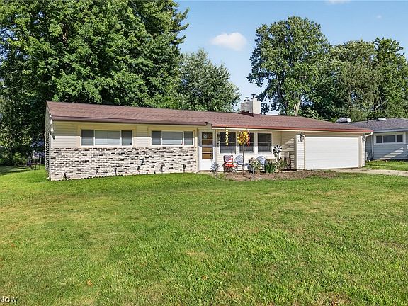 2nd image of 6221 Cedarwood Rd
