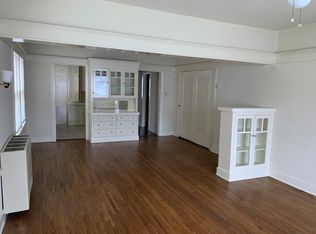 1522 E 1st St, Long Beach, CA 90802