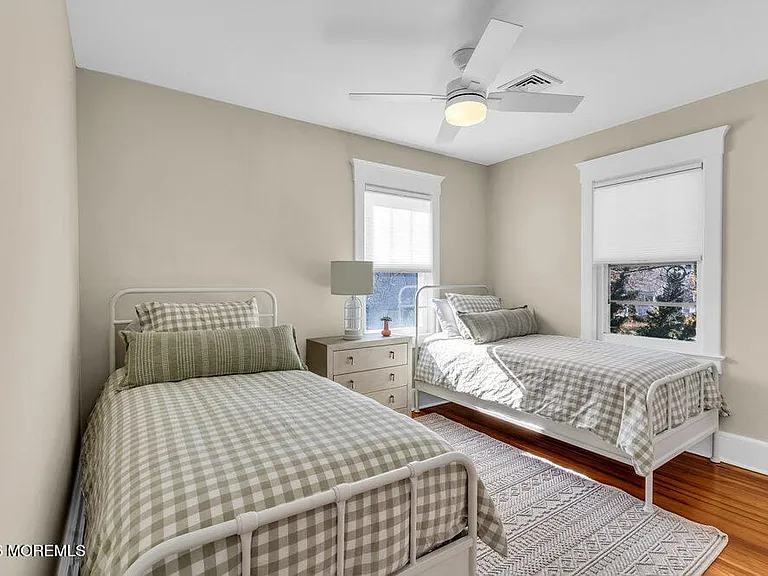 435 Norwood Ave — Photo 22
