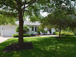 406 Tyler Ave S, Hopkins, MN 55343